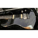 Luxxtone Guitars El Machete - Black over Sonic Blue aged