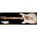 Luxxtone Guitars Choppa S -  aged olympic white over 3-tone sunburst