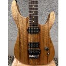 Luxxtone Guitars Ghost extra lightweight ribboned black limba E-Gitarre